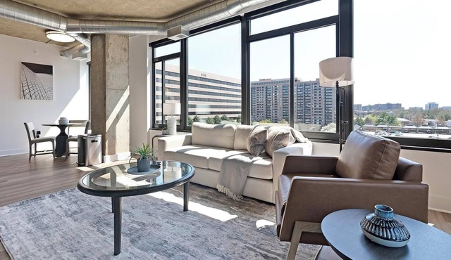 Landing | Spectacular 2BD, Game Room, Gym