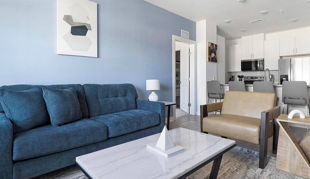Landing | Spectacular 2BD, Clubhouse, Pool