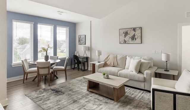 Landing | Spectacular 2BD, Gym, Clubhouse