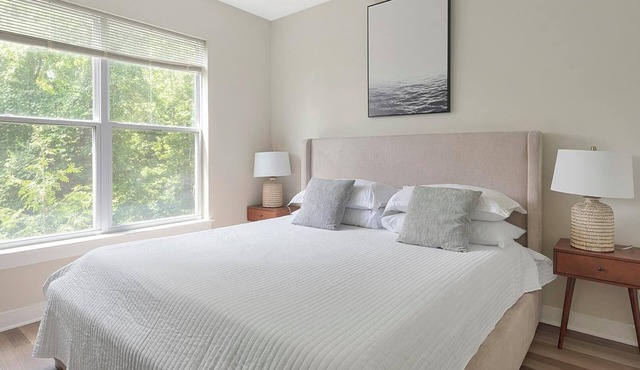Landing | Spectacular 1BD, Courtyard, Gym