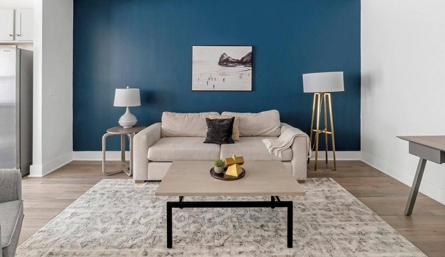 Landing | Spectacular 3BD, Yoga Studio, Gym