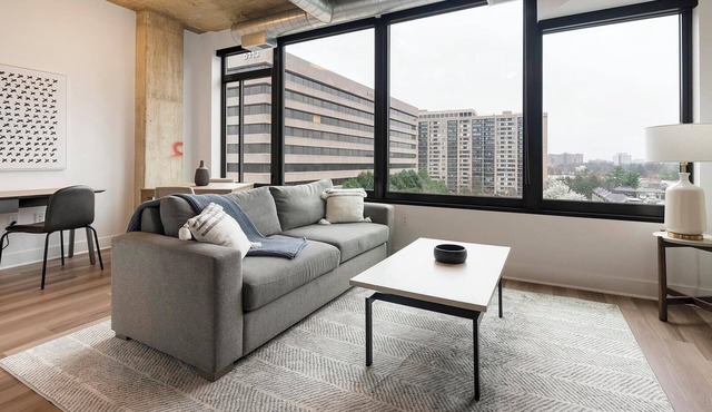 Landing | Stunning 1BD, Game Room, Gym