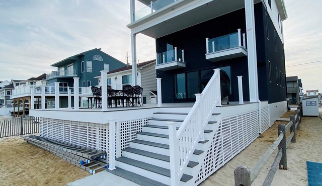 Lavallette, new construction oceanfront 5 bedroom