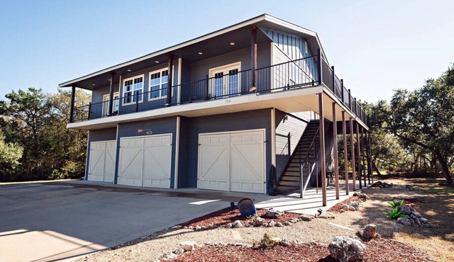 Lively Lake House Upstairs Unit, Balcony, Backyard