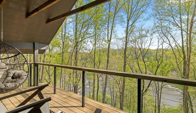 Lofty Ledges Hangout at French Broad River Farms