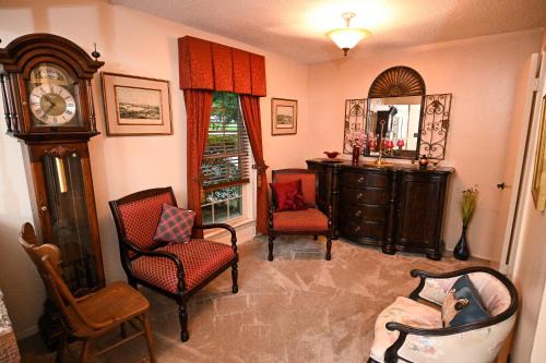 Long Term Perfection, Comfortable Luxury in Mobile