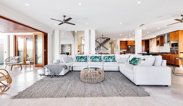 Lux Tropical Haven Mooloolaba Moonda5 in Mooloolaba