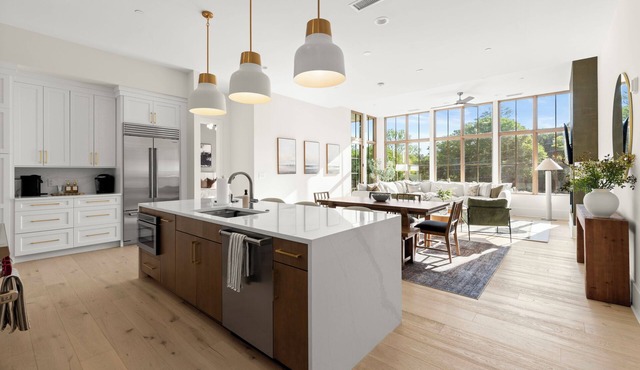 Luxe New 3BR Adair Park Downtown Woodstock