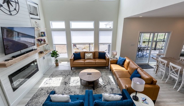 LUXE Private Waterfront Retreat with Pool, Hot Tub and Game Room for Family Fun