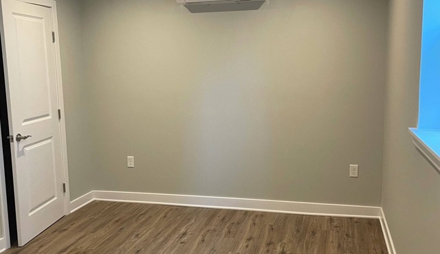 Luxury 1br 1ba APT 10mins to Airport + Wells Fargo + Lincoln Financial Field