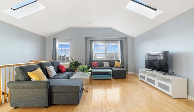 LUXURY 3BR/2BA 5 BEDS APARTMENT NO CLEANING FEE