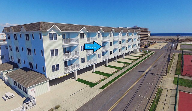 Luxury Condo located just steps to the Beach!