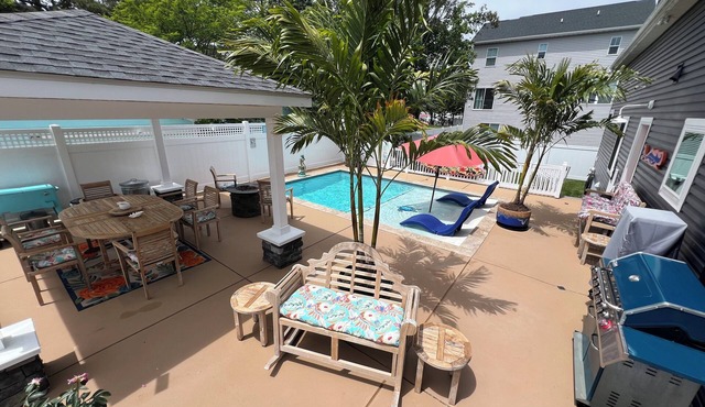 MADISON BAY BEACH GETAWAY-PRIVATE POOL-HOT TUB- FIRE PIT- WEEKLY STAY DISCOUNT