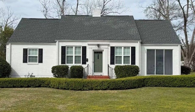 Magnificent Morningside Manor