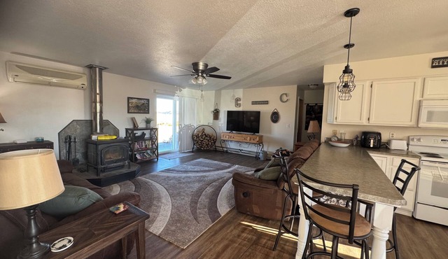 Marvelous 4-bedroom house on acreage with beautiful views and great location