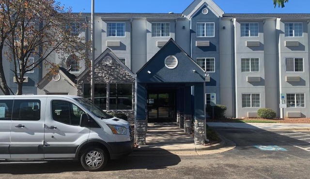 Microtel Inn by Wyndham Charlotte Airport