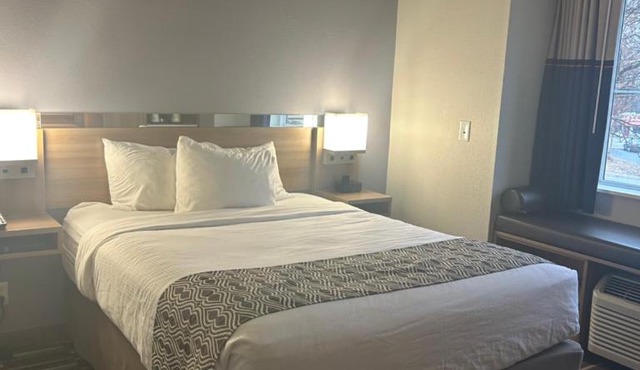 Microtel Inn & Suites by Wyndham