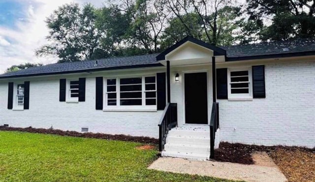 Modern 3BR Home in Oxford — pet-friendly