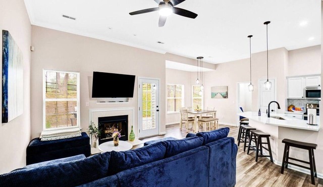 Modern Monroe Home, Close to CLT in Monroe