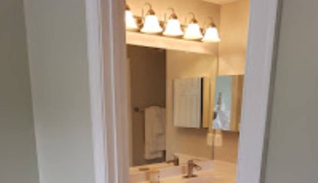 Mountain View Room in Estate