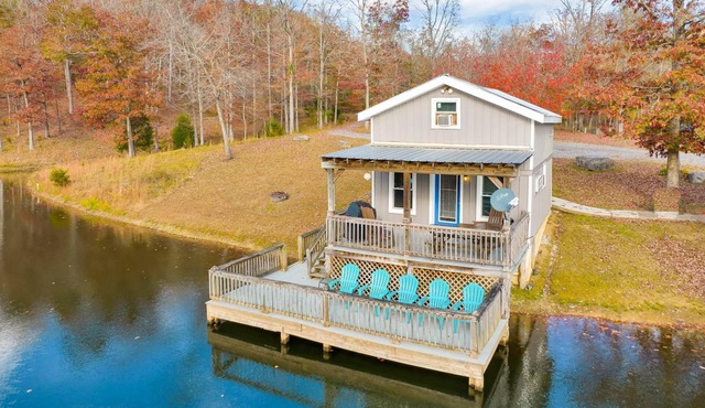 NEW - lakefront fishing cabin - fire pit - 15 min Cloudland Canyon - 30 min Chattanooga