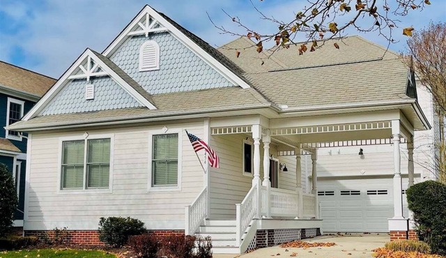 New Listing: Bayside Resort: Beautiful 5 Bedroom