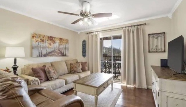 Next to SDC & Table Rock Lake. 2 Beds 2 Baths. 20ft Patio. Full Size Kitchen. in Branson