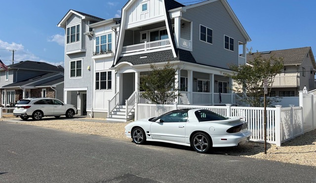 Normandy Beach Block rental, Brand new construction with a private pool