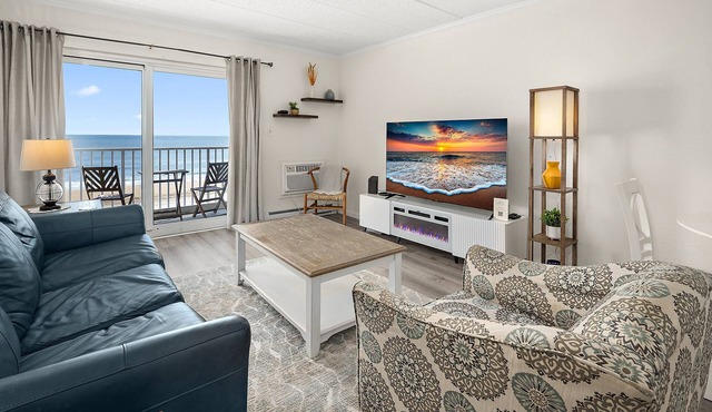 Oceanfront 1Bedroom/1.5 Bath Condo-Slps 4-King Bed