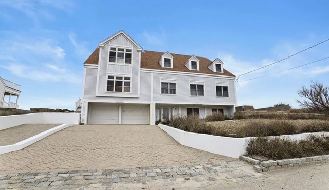 Oceanfront Summer Getaway with Private Beach in Scituate