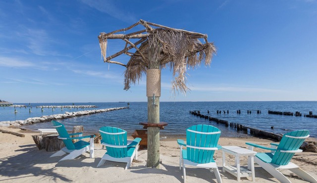 Oyster Harbor Waterfront Vacation Home - Private Dock and Backyard
