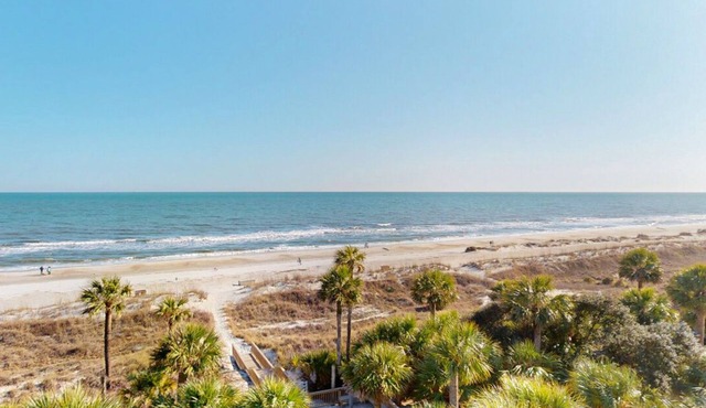 Panoramic Oceanfront Views Abound! Two Bedroom Condo, Fifth Floor