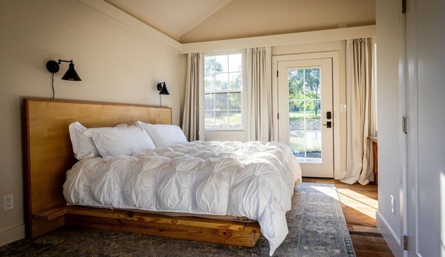 Peaceful Lake Farm Escape: King Bed, Patio with a Soaking Tub, Workspace, Views!