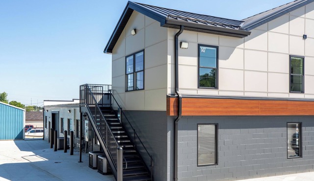 Perfect new construction apartment centrally located in Troy.
