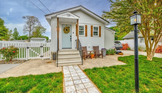 Pet Friendly Cottage Near the Bay
