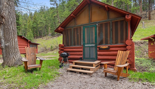 Pioneer Cabin By Spearfish Creek