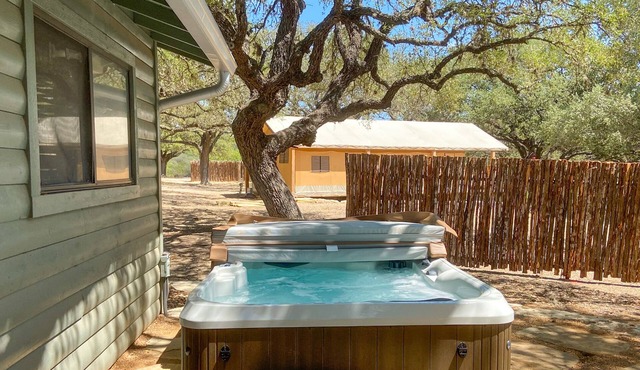 Pool l Firepit l River l Lake l HOT TUB l Cabin