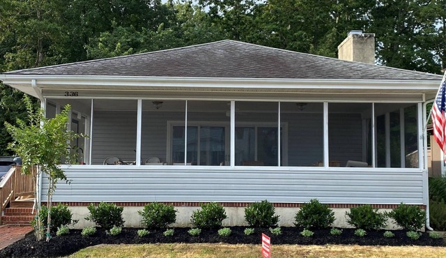 Porch Life – In-Town Private 3 BR Home Sleeps 6-8