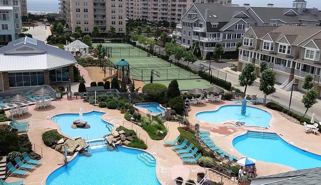 Premier beachfront resort located in the heart of Diamond Beach