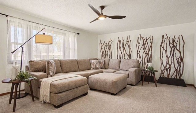 Premier Center Retreat | 4BR | Sleeps 12