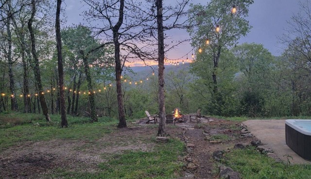 Private Cabin Near Fayetteville - Hot Tub, Fire Pit & Views