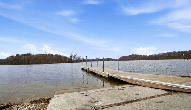 Private Lake Retreat with Fire Pit and Pool Table