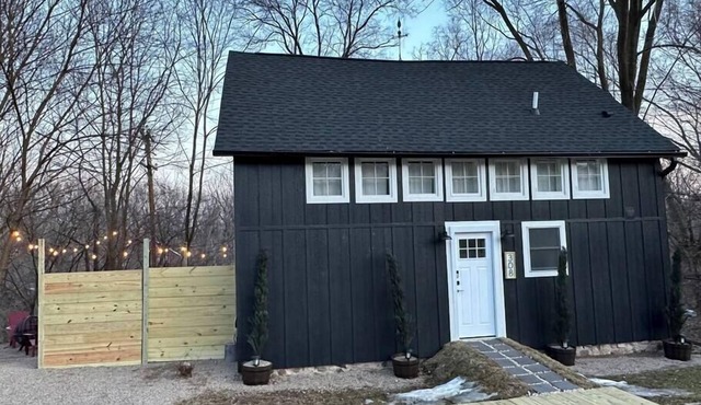 Private Riverfront, Converted Barn *EV Charger* in Princeton