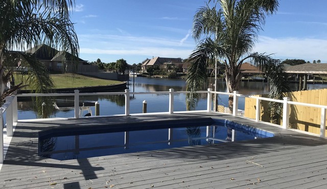 Private Waterfront Pool Retreat 320 Near New Orleans & French Quarter/Boat Dock in Slidell