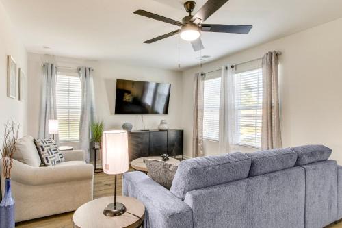 Private Yard: Family Hideaway 9 Mi to Fort Jackson