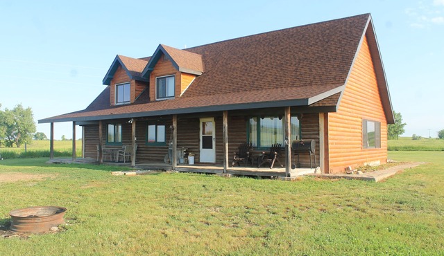 Quiet Log House on Horse Creek Farm