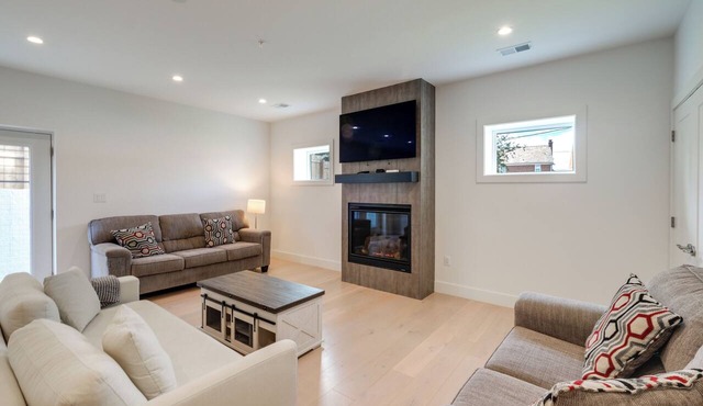 Quiet & Residential Apt, 7 Mi to National Mall!
