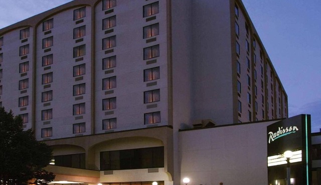 Radisson Hotel Bismarck