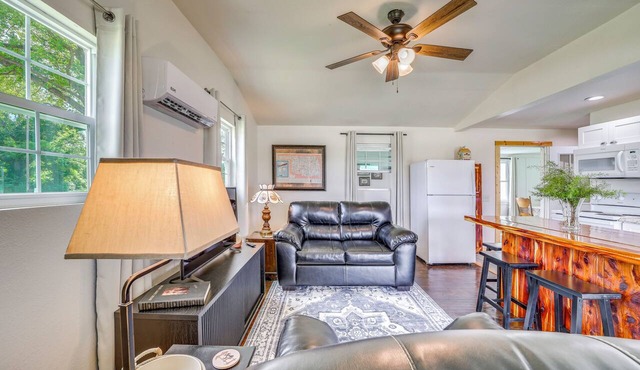 Recently Remodeled Route 66 Retreat! Claremore Gem