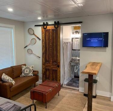 Refined Studio New Construction 1 Mile From Town in Pittsburgh